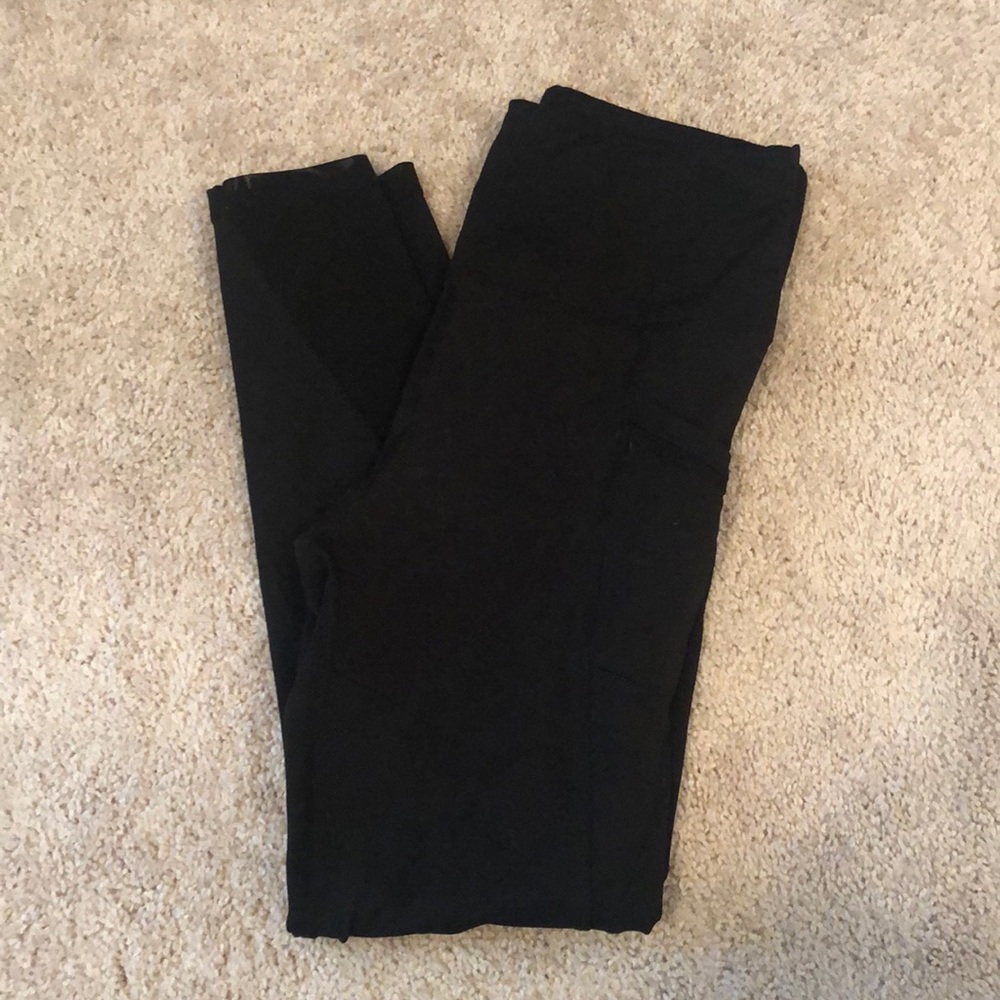 High waist leggings with see through ankles.